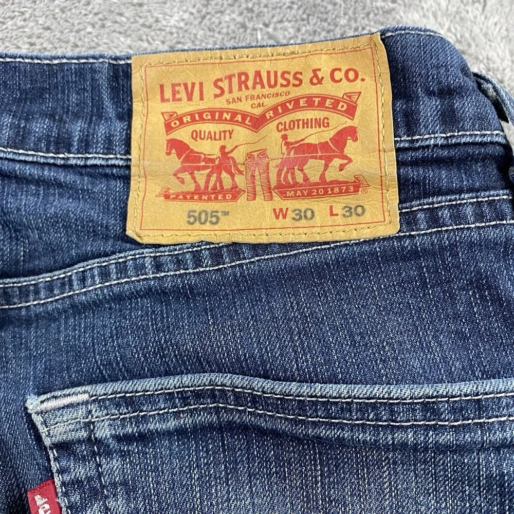 Levi 505 Straight Leg‎ Jeans Mens 30x29 Blue Medium Wash Mid Rise Distressed